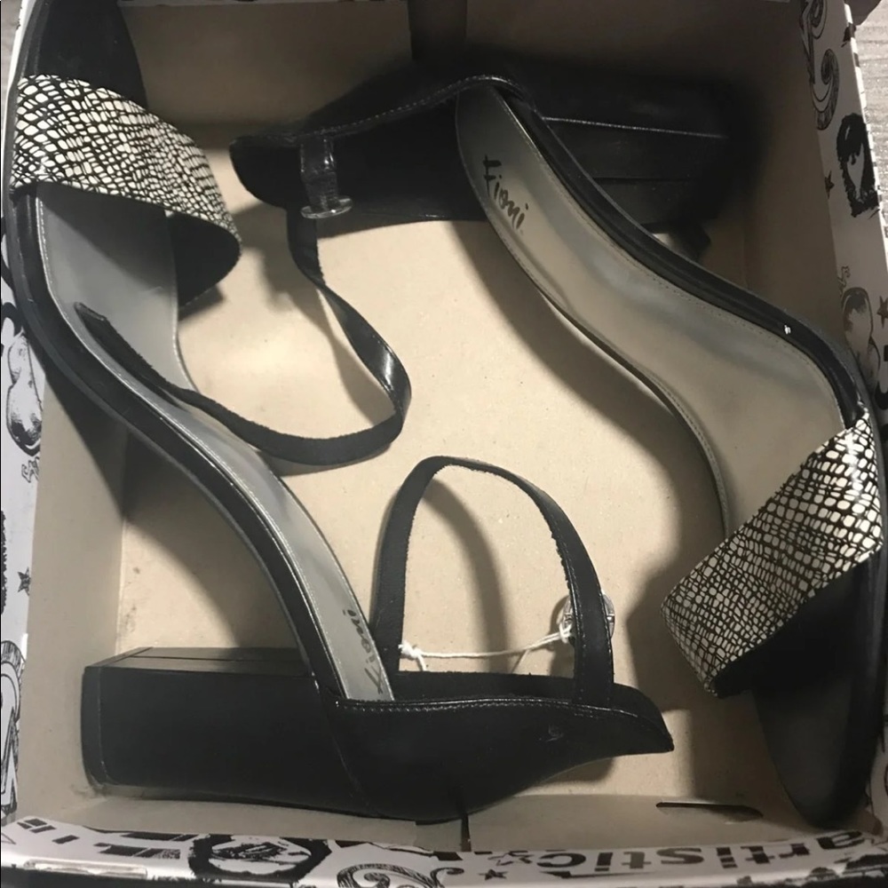 Fioni Heels